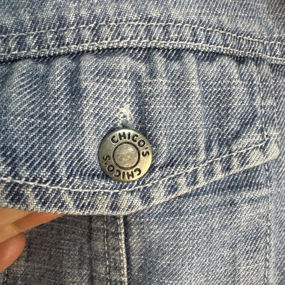 Chicos Jean Jacket Womens Size 1 Button Light Blue  Denim Jacket Size M - Picture 5 of 14